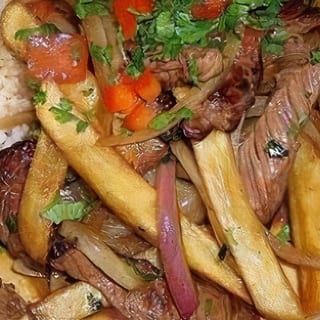 Lomo Saltado