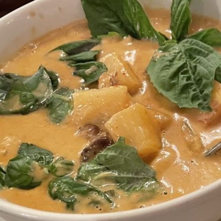 Explore Our Curry Selection