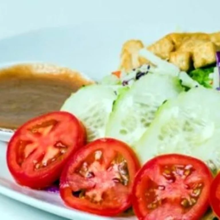 Discover Our Thai Salad