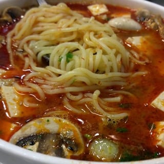 Tom Yum Ramen